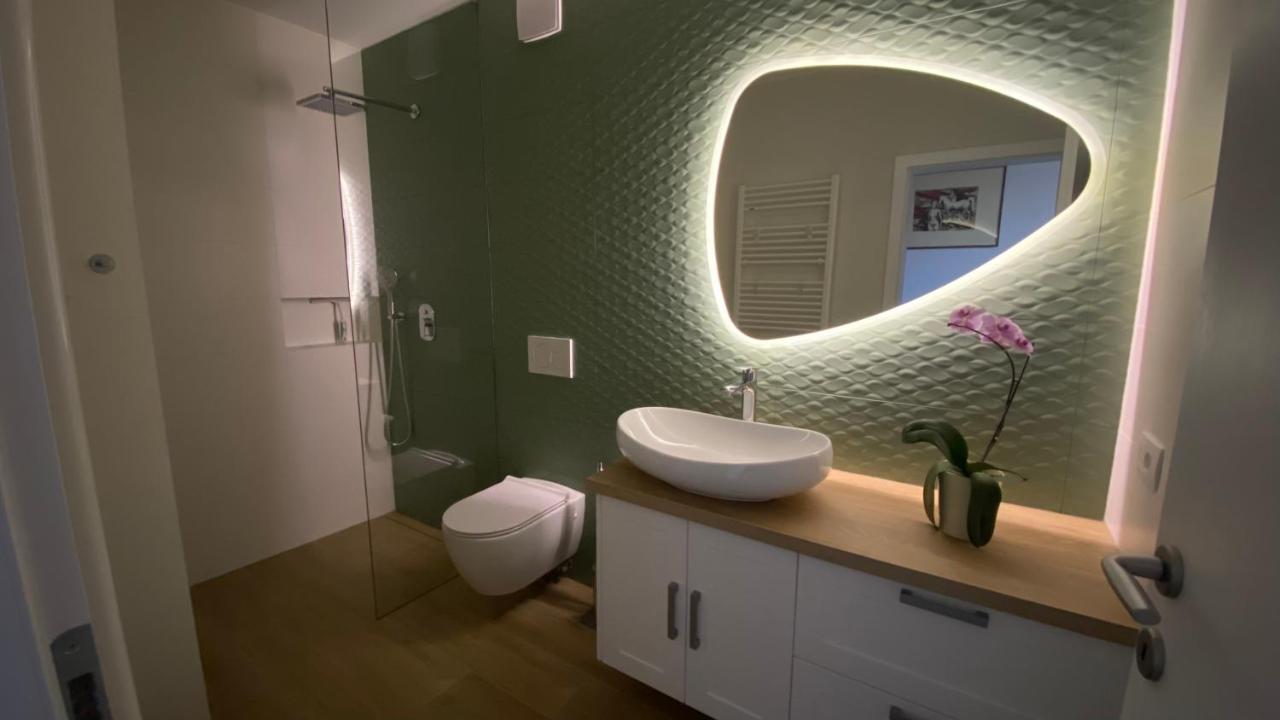Apartma Nomad ノヴォ メスト エクステリア 写真